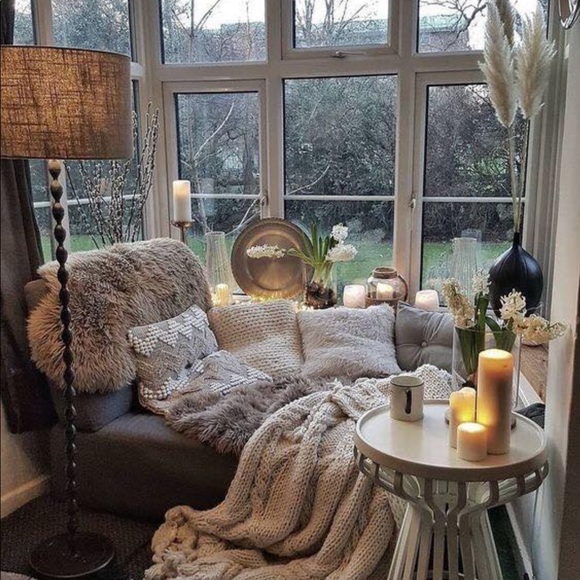 Welcome to my closet!!! - Picture 1 of 1